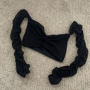 Black prettylittlething top